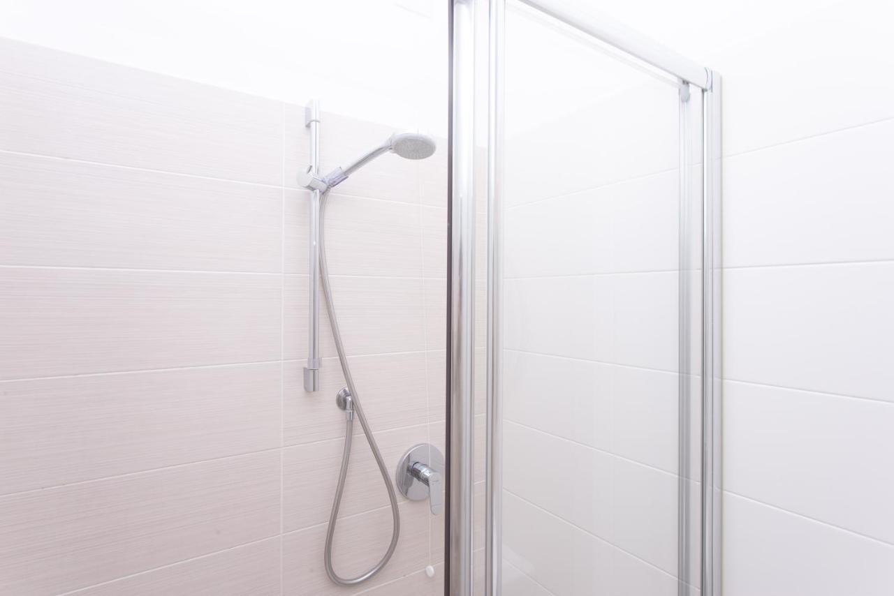 Apartamento S018 - Sirolo, Nuovissimo Trilocale In Pietra Con Giardino Dx Exterior foto