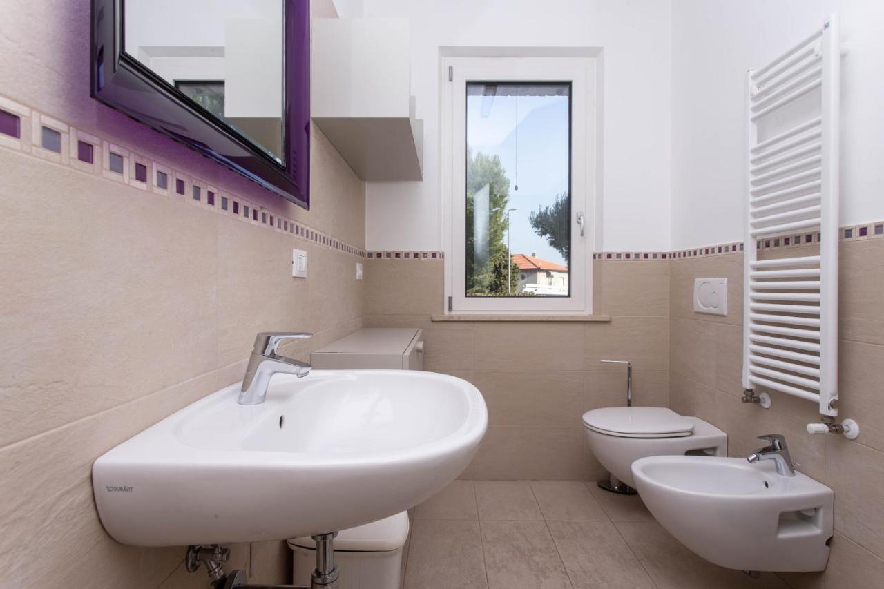 Apartamento S018 - Sirolo, Nuovissimo Trilocale In Pietra Con Giardino Dx Exterior foto